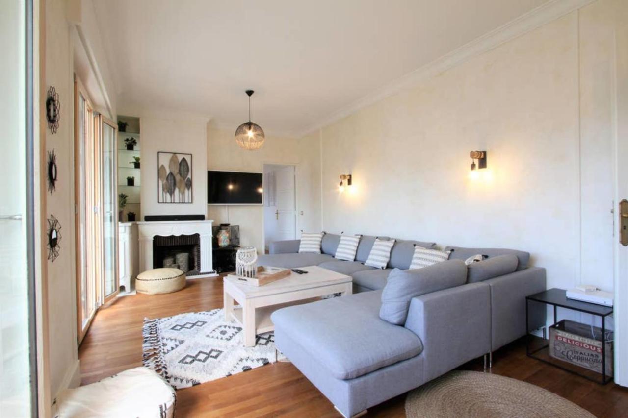 Large 5 Rooms With Garage In The City Center Анси Экстерьер фото
